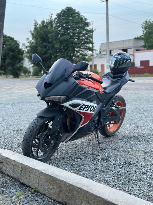 Мотоцикл ml250cbr