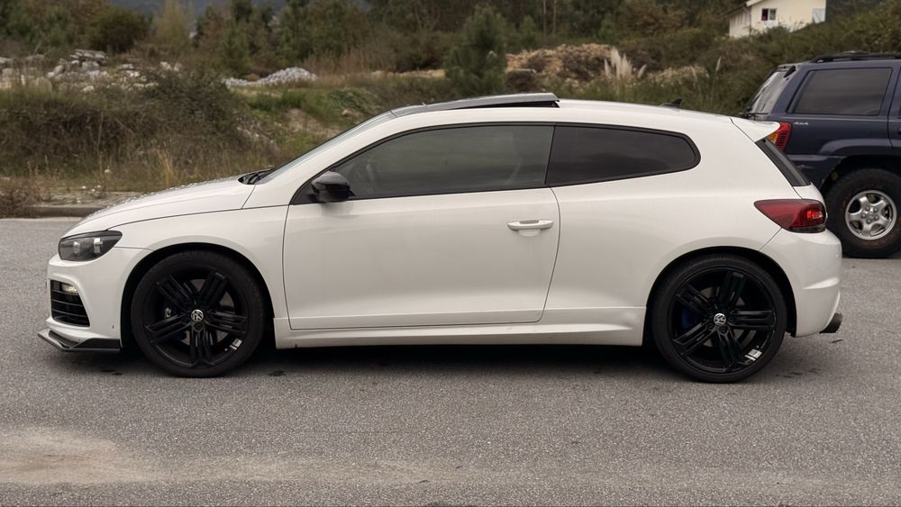 Scirocco R DSG 265cv