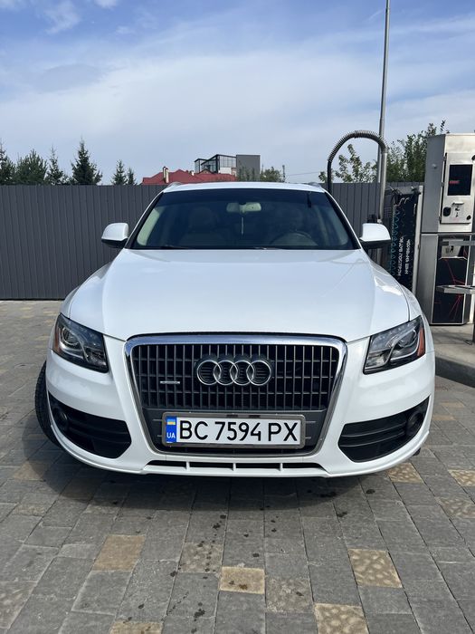 Audi q5 2011.