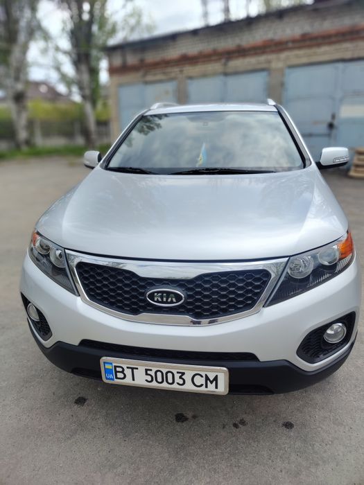 Kia Sorento 2010 р.2.0d передн.привод  10500 уе.