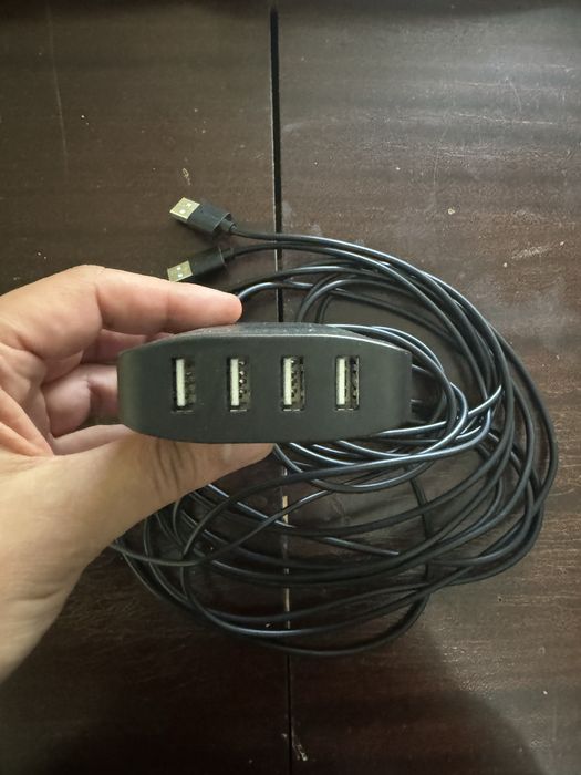 Hub USB Sabrent - para 4 PCs com Auto Switch