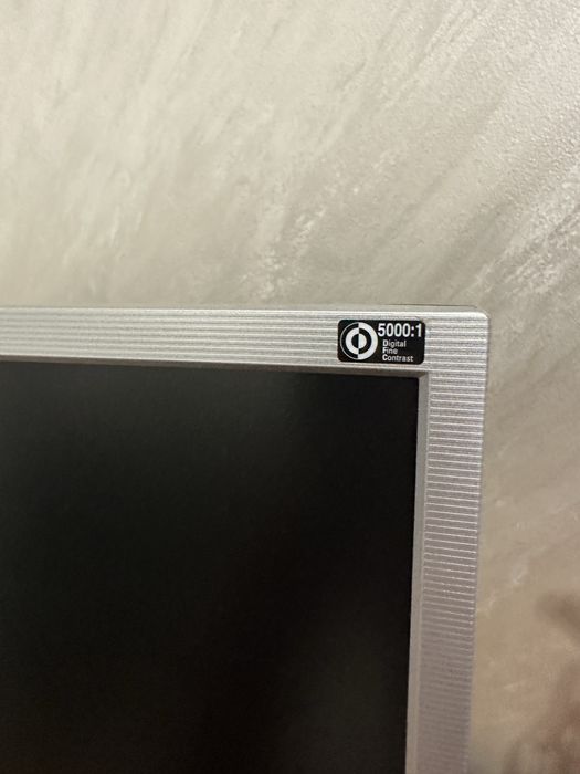 Монітор LG      .