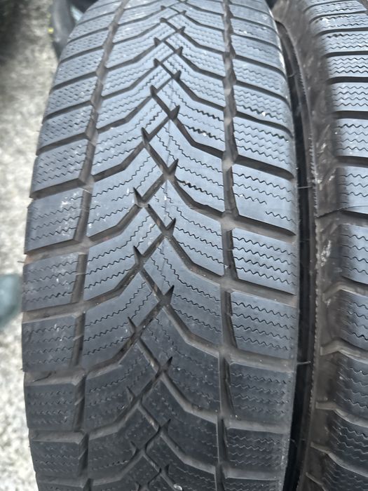 Opony 205/75/16 c 113/111 r Bringstone Duravis van winter enliten