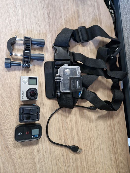Екшн-камера GoPro Hero 4 Silver(microSD 128Gb+два акумулятори)