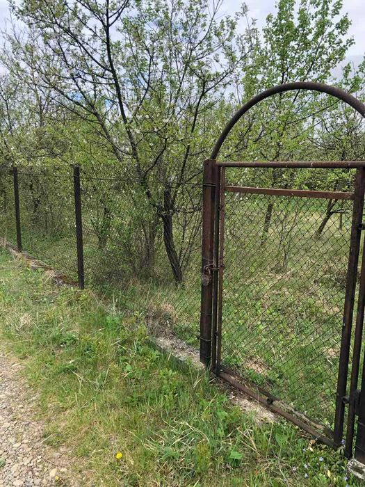 Продається дачна ділянка з фундаментом в гарній локації в Братківцях