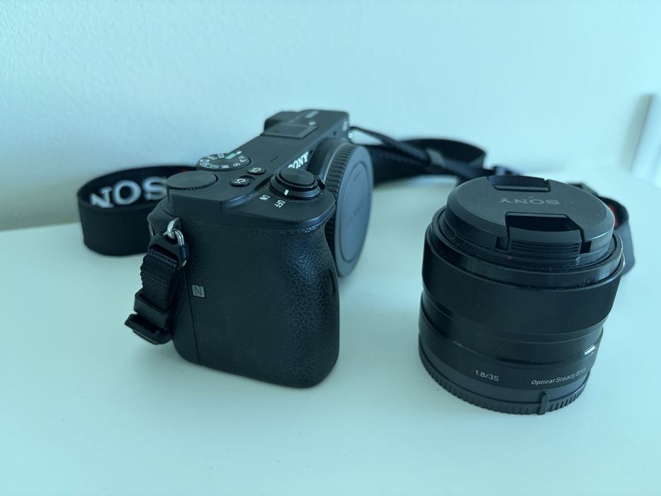 Sony Alfa 6600 + Lente 35mm SEL35F18
