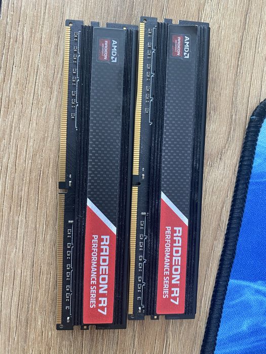 DDR4 2400 MHz 8/16