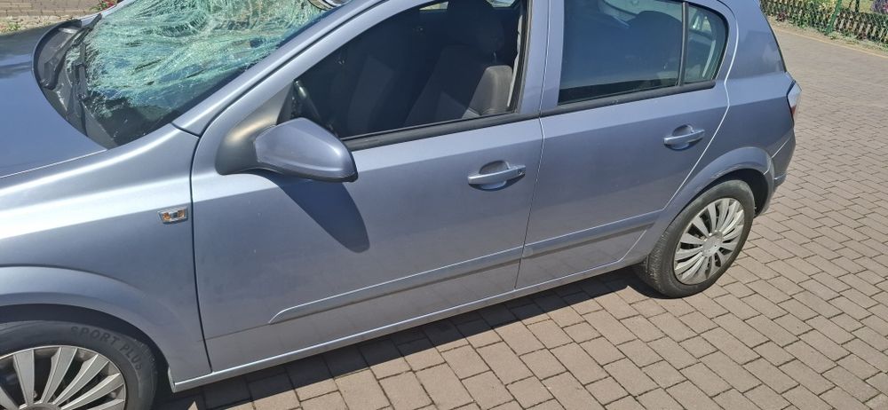 Opel Astra H 2005r