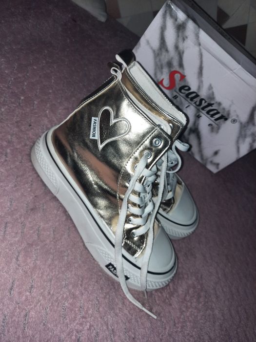 Trampki 39 złote wygodne buty tenisówki