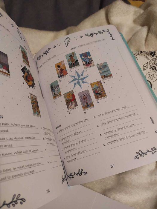 Modern Witch Tarot Journal + OFERTA
