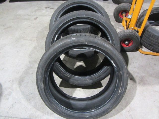 215/40/17 Bridgestone Potenza RE050A