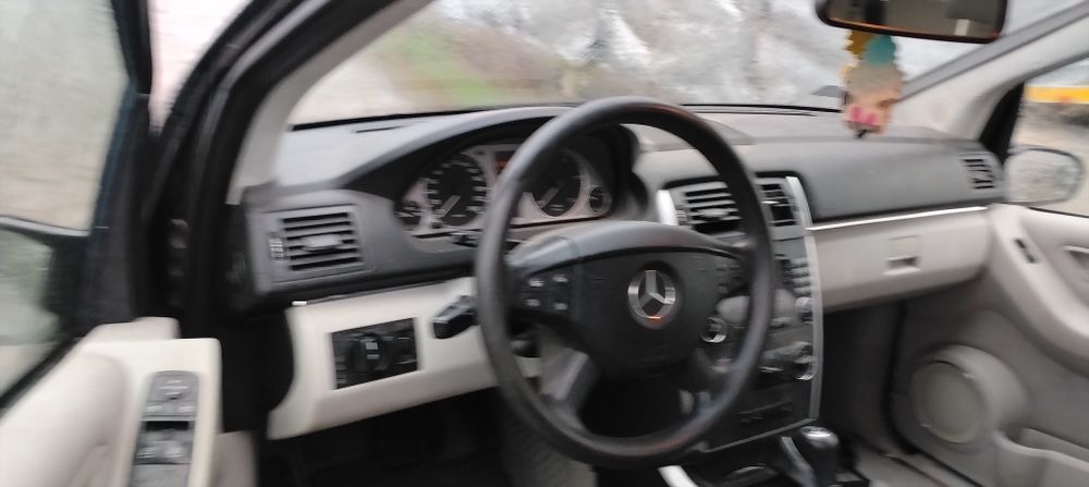 Mercedes Benz B klasa