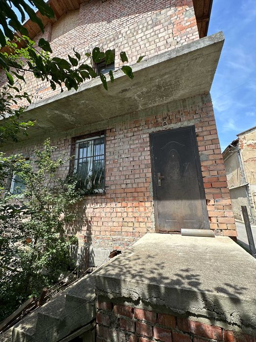 Центр міста! Простора квартира 91.1 м.кв./Новобудова! вул.Незалежності