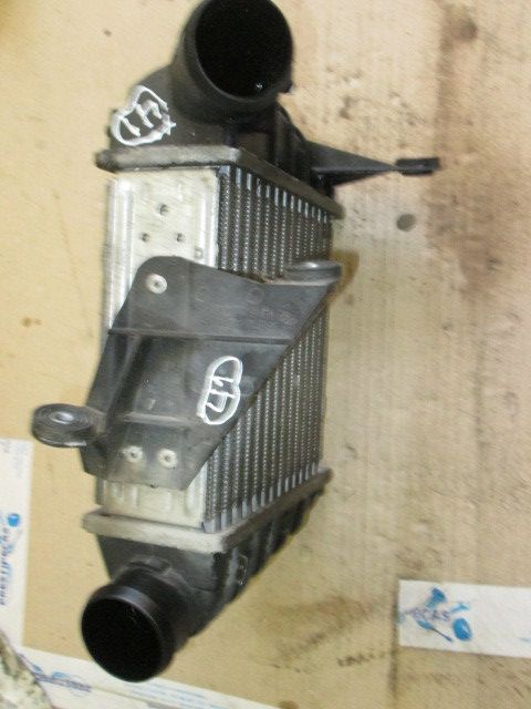 Radiador do intercooler SEAT Ibiza II (6K1)