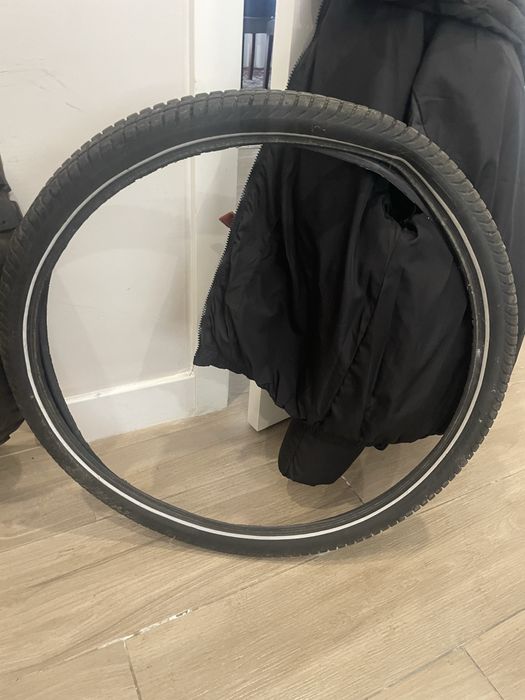1 Pneu de bicicleta