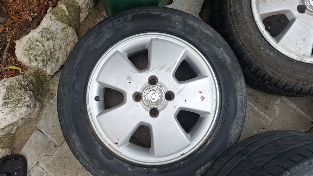 Jantes Originais Opel Astra G 15" com Pneus 195/60R15 – Conjunto de 4
