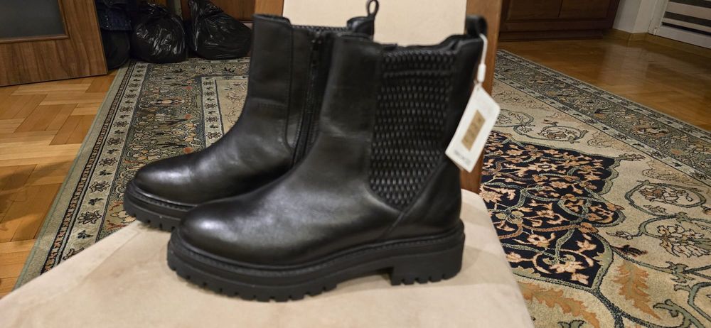 Nowe Geox Iridea botki sztyblety r. 35 skóra