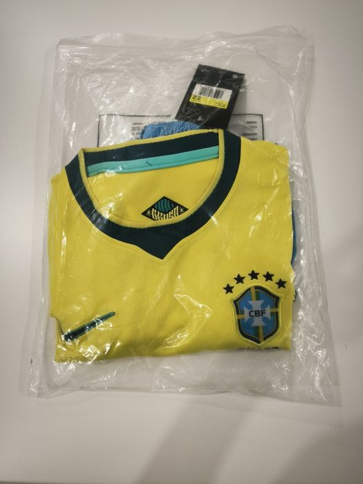 Conjunto de criança da seleção do Brasil - 6-7 anos