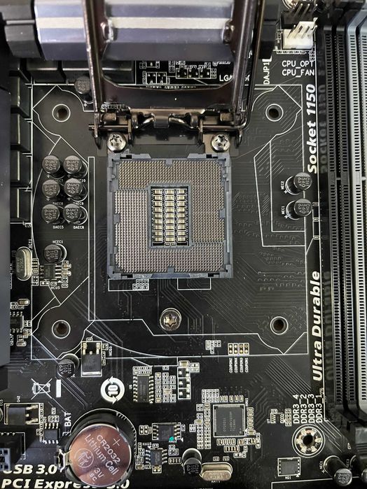 Материнская плата Gigabyte GA-Z87X-UD3H s1155 DDR3 INTEL XEON Support