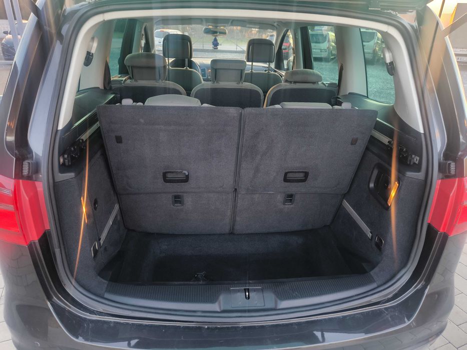 Seat Alhambra 7 osobowy wynajem, wypożyczalnia JBCARS