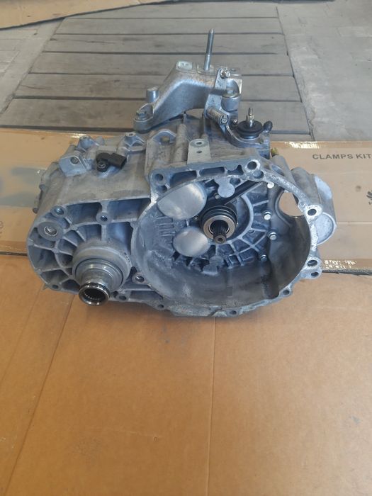 Мкпп коробка передач Fup ford vw 6 ступка