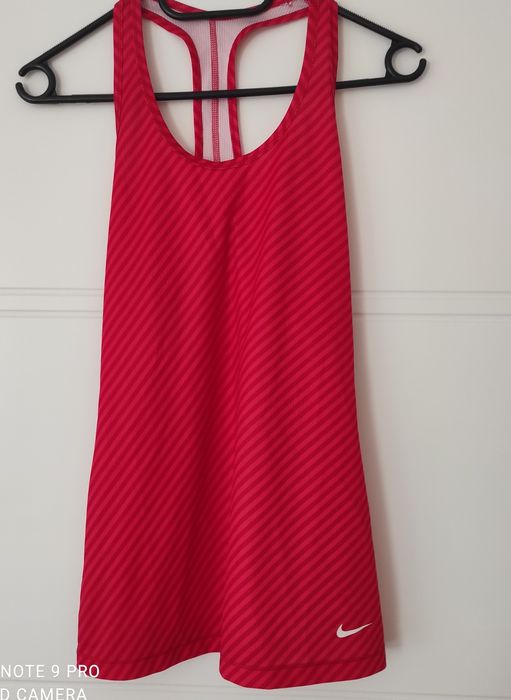 Koszulka sportowa top Nike dri-fit rozmiar M stan idealny
