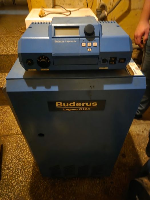Piec kocioł gazowy Buderus Logano G124 22kw sprawny