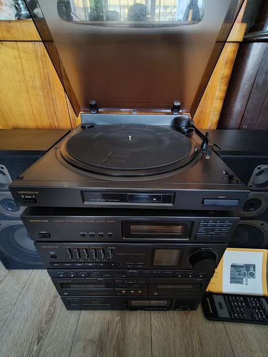 Wieża stereo UNIVERSUM
