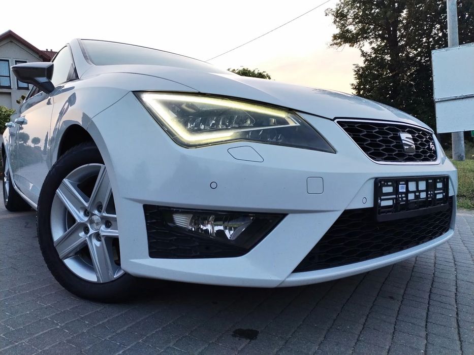 Seat Leon Sportstourer klima/elektryka/FR/skóra/cz,parkowania/led/super stan/ciemna szyba/De