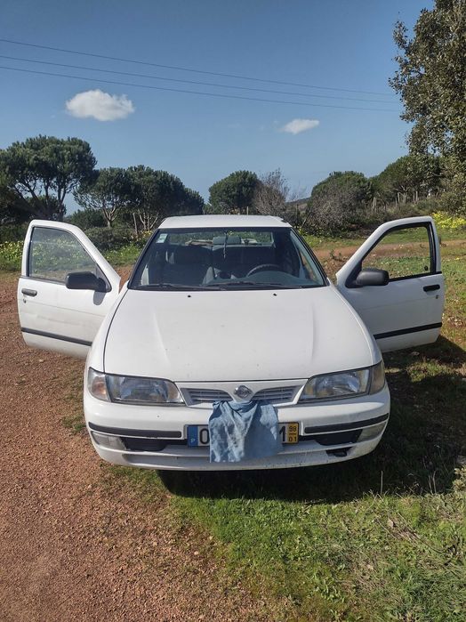 Nissan Almera 1998