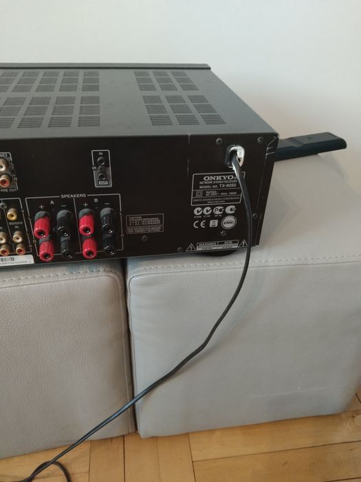 Amplituner Onkyo TX 8050