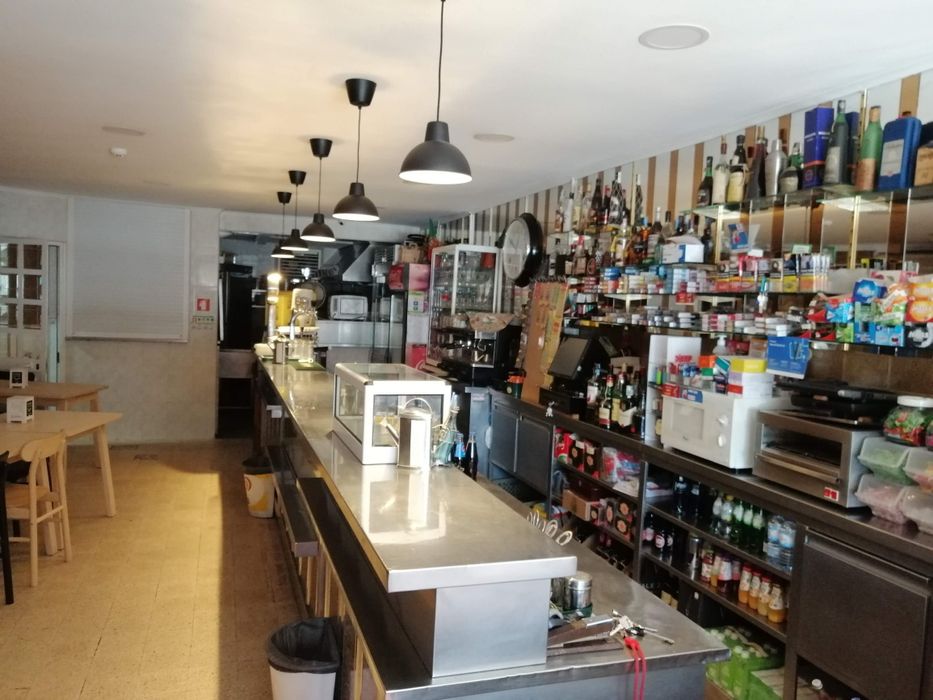 Trespasse 59500 ou venda 185000