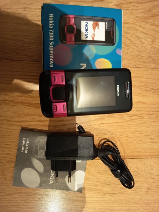 Nokia cor de rosa