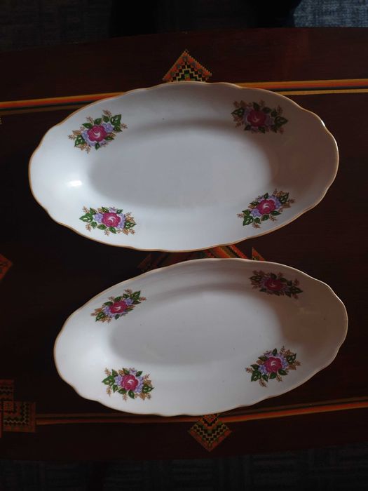 Селедочница - Коростень ,фарфор 2 шт