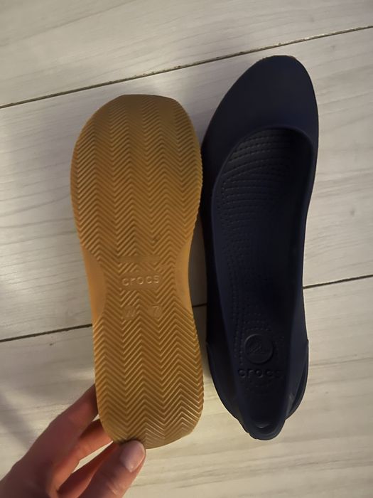 Baleriny Crocs Retro Slingback Flat