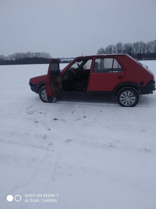 Продам чійтайте опис