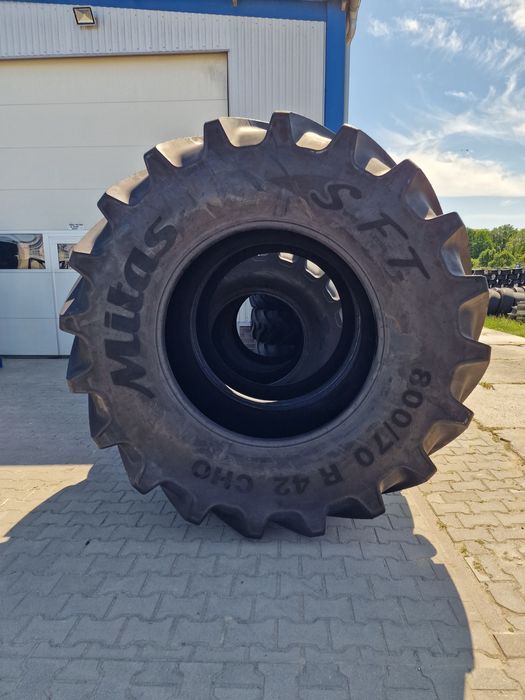 OPONY 800/70R42 Mitas