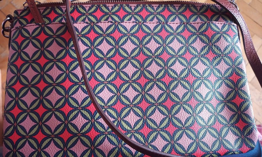 FOSSIL – piękna skórzana kopertówka na pasku