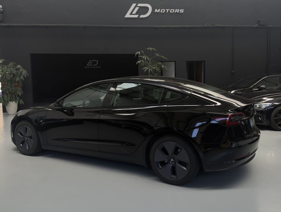 Tesla Dual Motor Longe Range Ano 2022 ( km 86.000 )