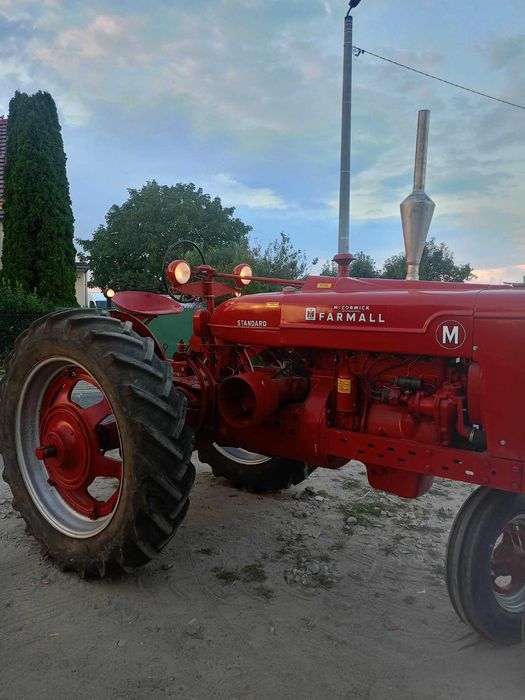 sprzedam traktor zabytkowy