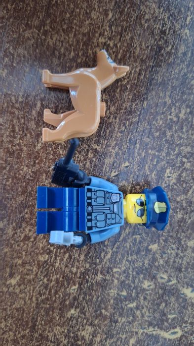 Lego City мініфігурка поліцейського