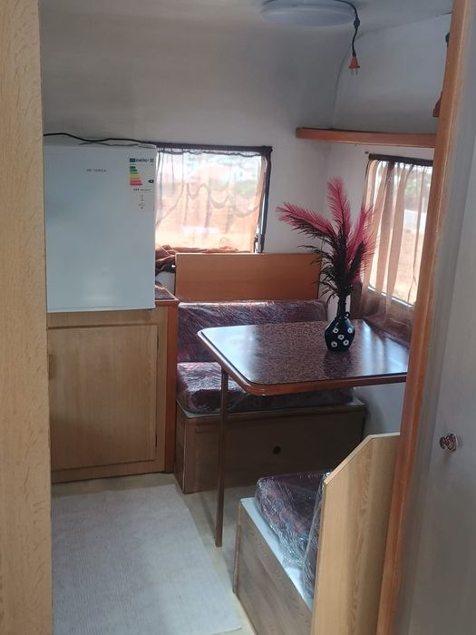 Vendo uma rolete caravana