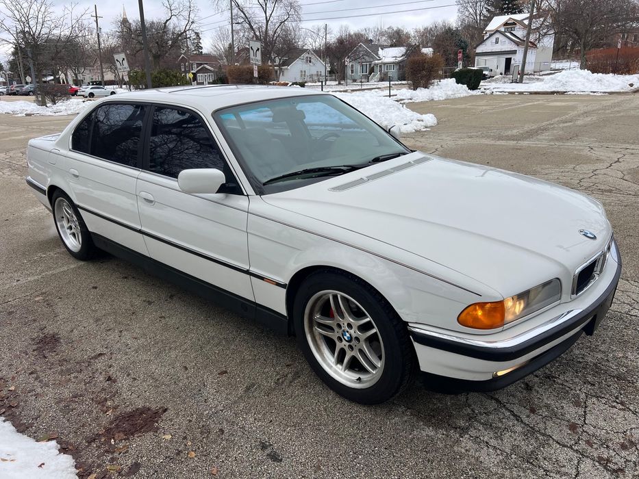 Kultowe Bmw 740iL e 38