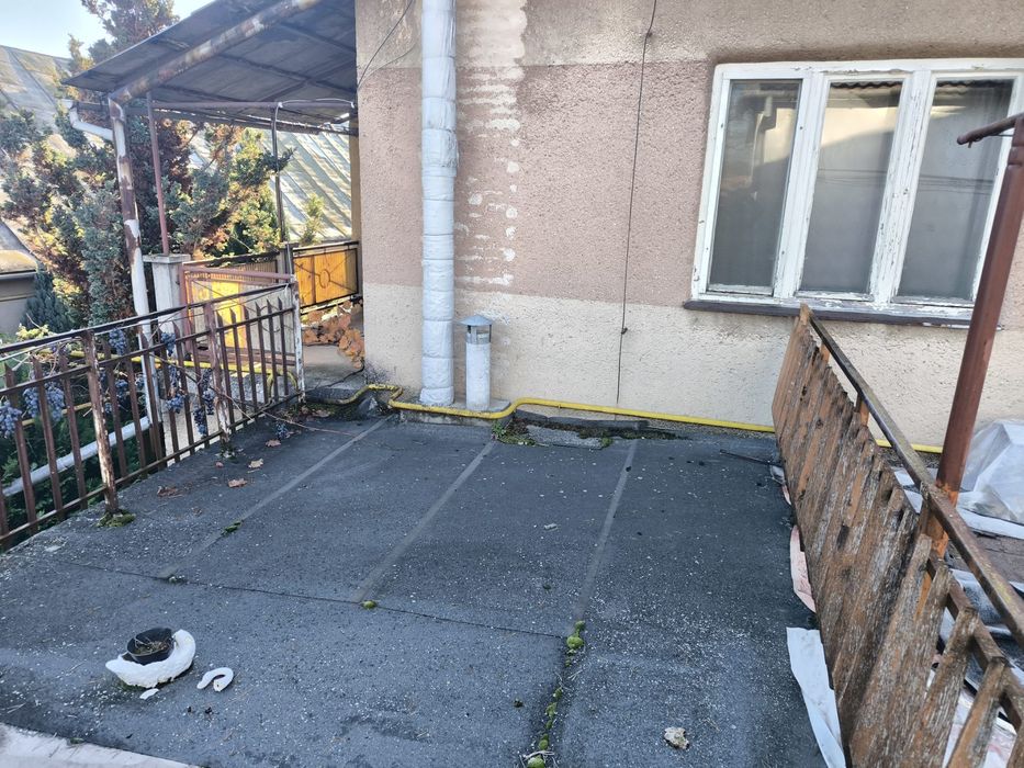 Продається будинок в центрі м.Берегове.