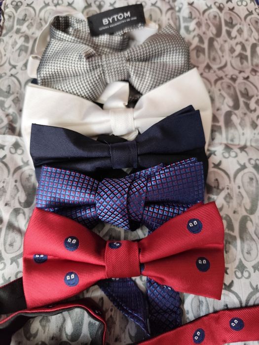 Галстук-метелик та застібки