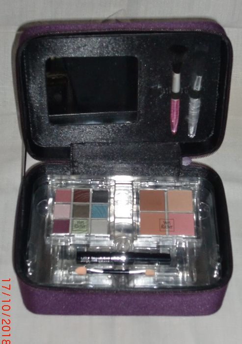 Estojo de beleza feminino