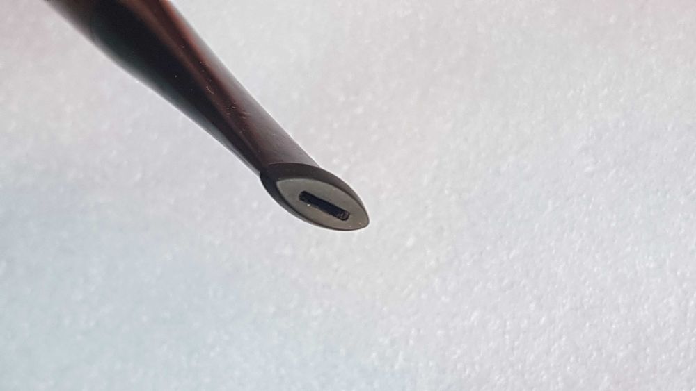 Stara fajka wrzoścowa z napisem "COOL & SWEET"