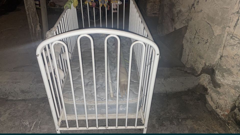 Cama de bebe para desocupar