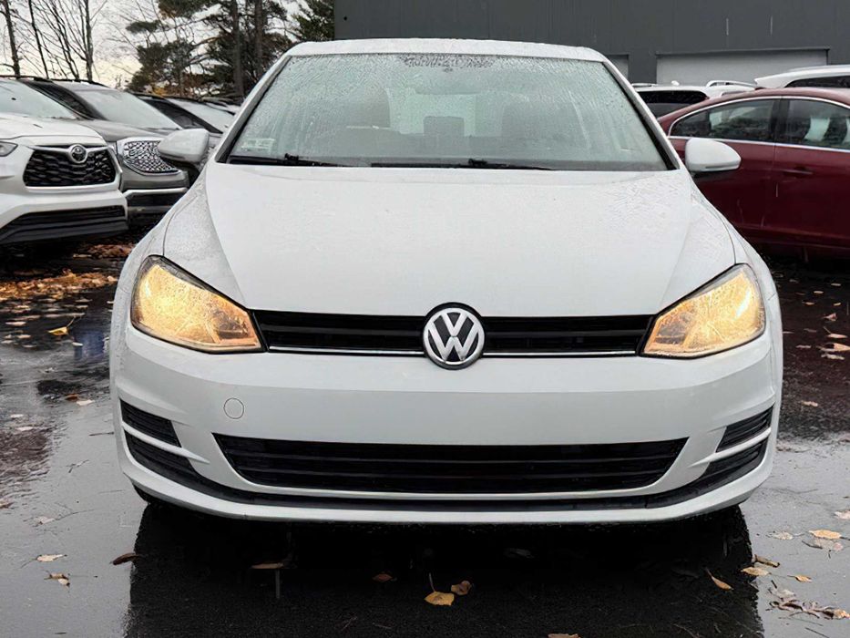 Volkswagen Golf      2015