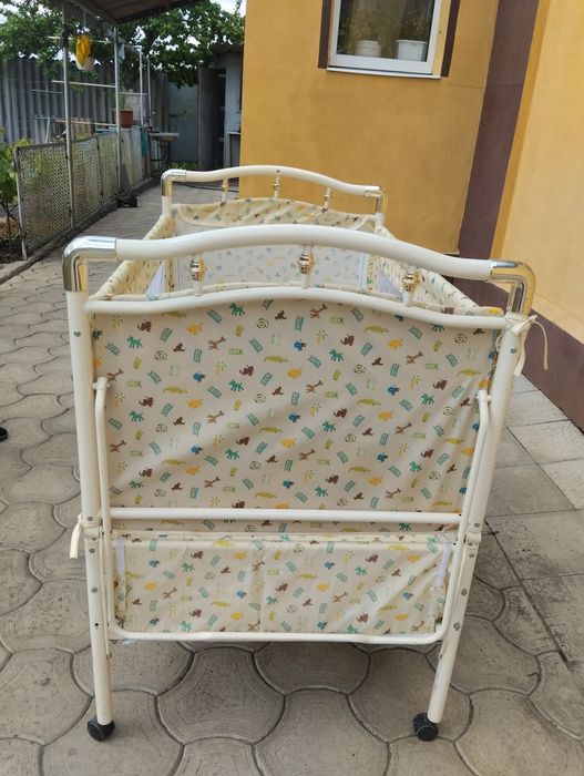 Детская кровать манеж